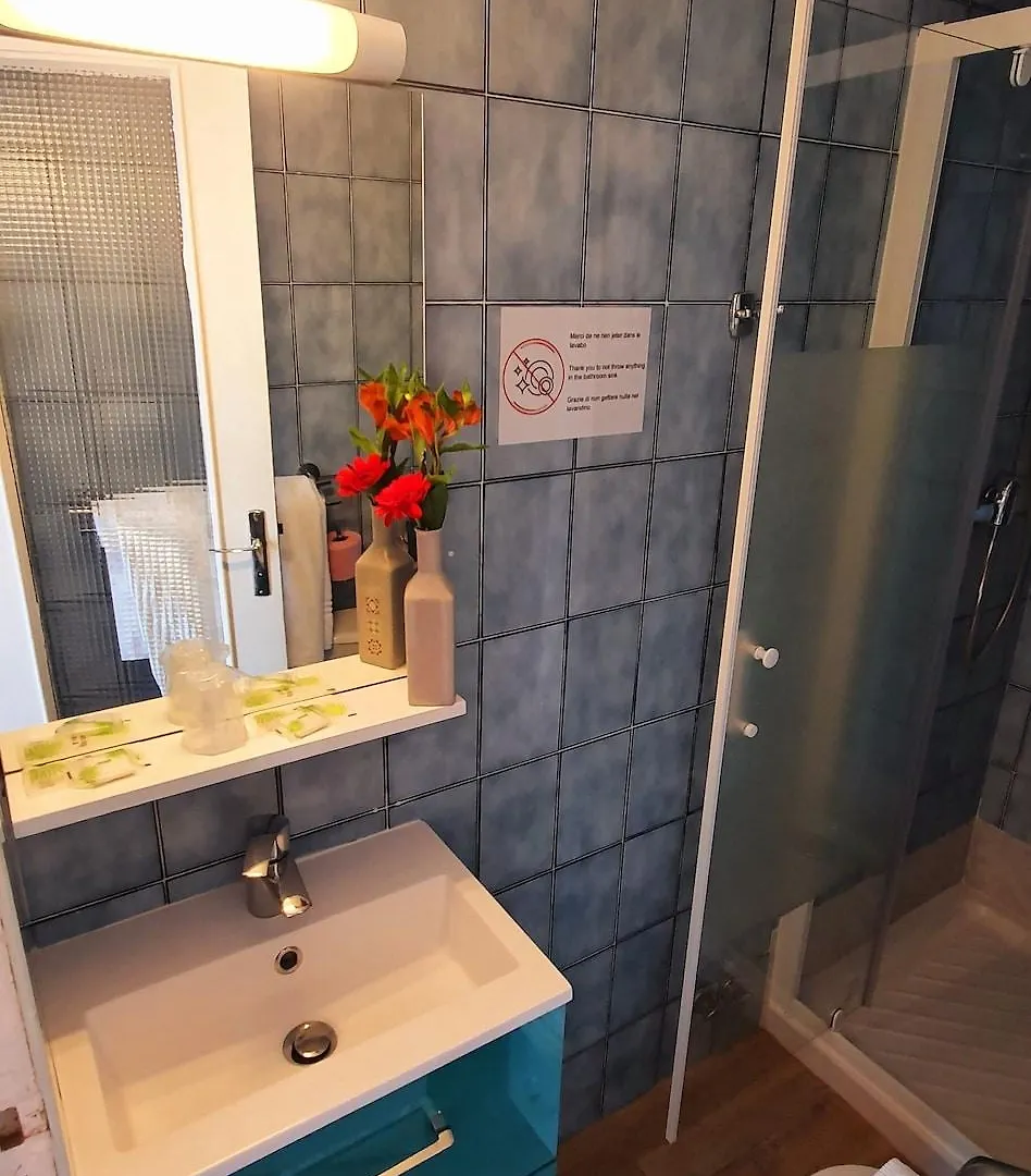 Hotel Richelieu Menton 2*,