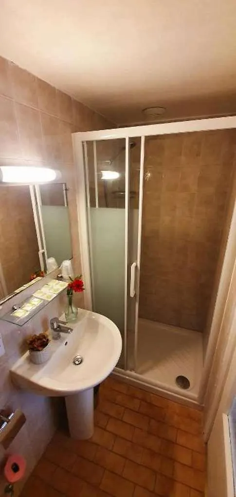 Hotel Richelieu Menton 2*,  Frankrike